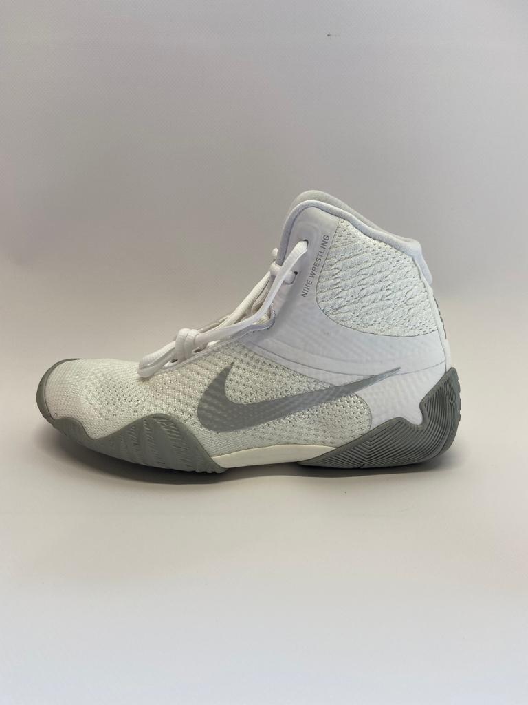 Nike-Tawa-white-metallic-silver-white-CI-25952-100-world-of-wrestling-Ringerschuhe-Boxschuhe-mma-schuhe-01 Nike Tawa -  white metallic silver white CI 25952 - 100