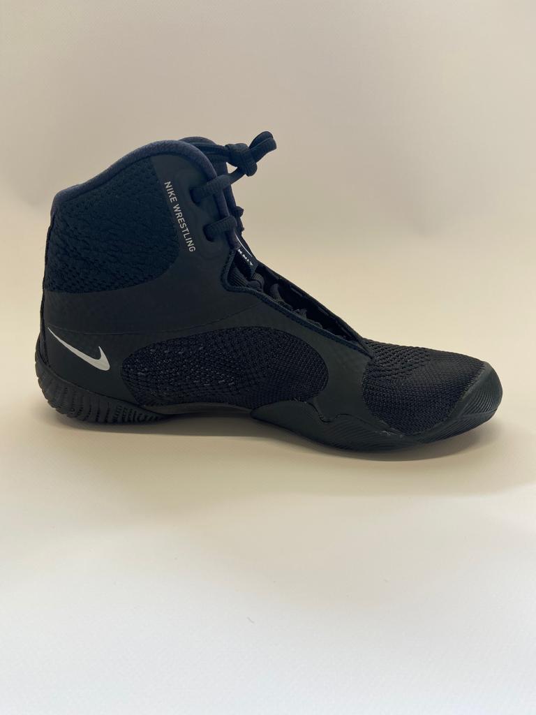 All black nike wrestling shoes clearance