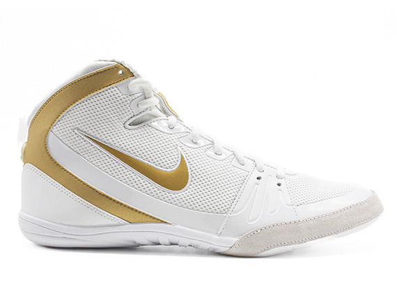 Nike Freek - White / Gold (316403-100) Nike Freek - White / Gold (316403-100)