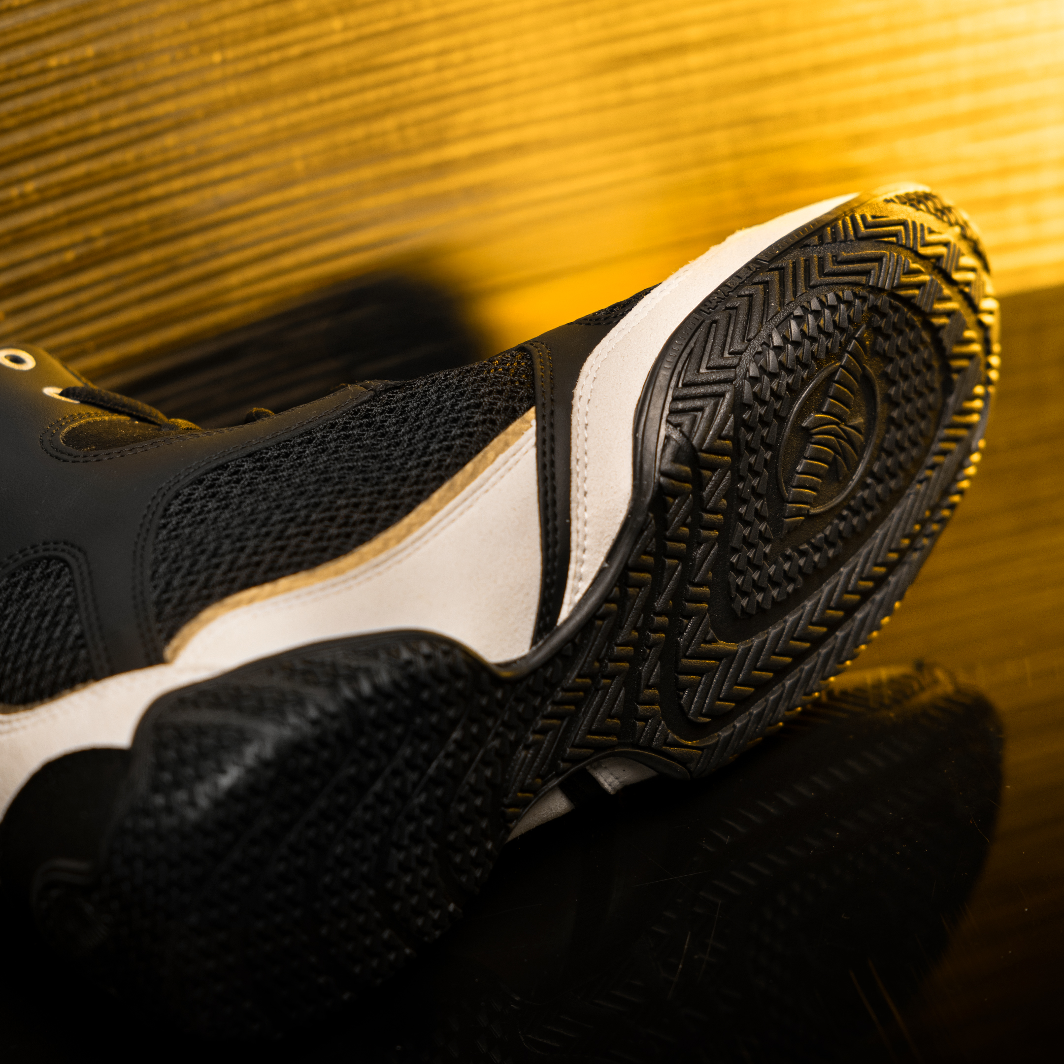 Hayabusa - Mayweather Champ Boxing Shoes Black-Gold - MWCHBS-BKGD Hayabusa - Mayweather Champ Boxing Shoes Black-Gold - MWCHBS-BKGD