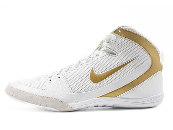 Nike Freek - White / Gold (316403-100) Nike Freek - White / Gold (316403-100)