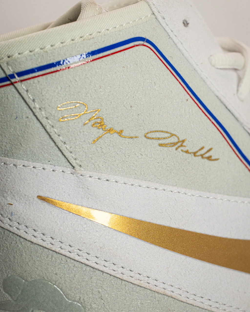 Nike Footsweep 2 SE - weiß/gold (IQ8369-001)