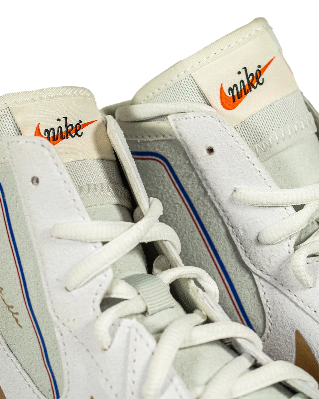 Nike Footsweep 2 SE - weiß/gold (IQ8369-001)